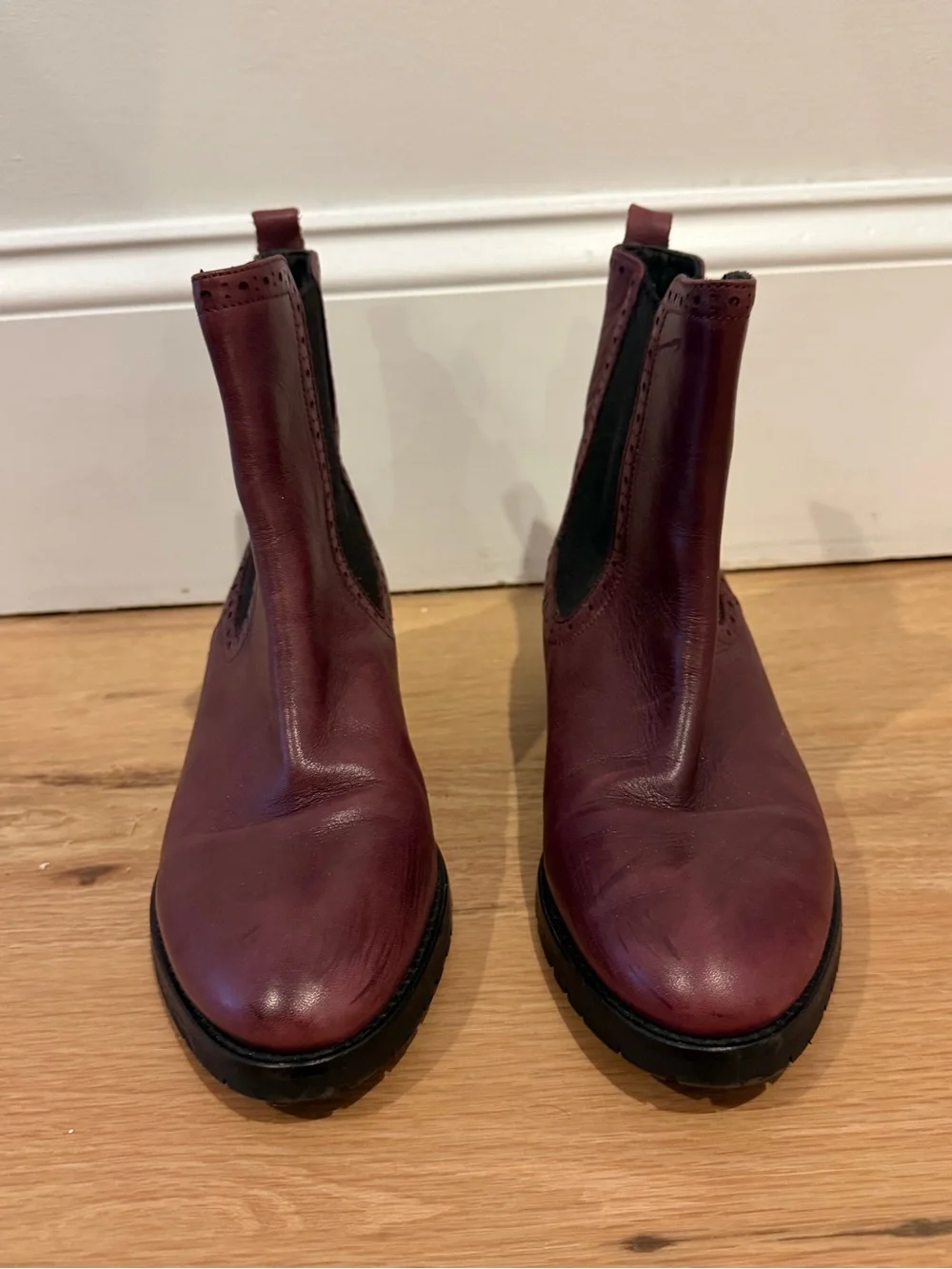 Barbara Barbieri Oakbark Red Leather Pull On Chelsea Ankle Boots